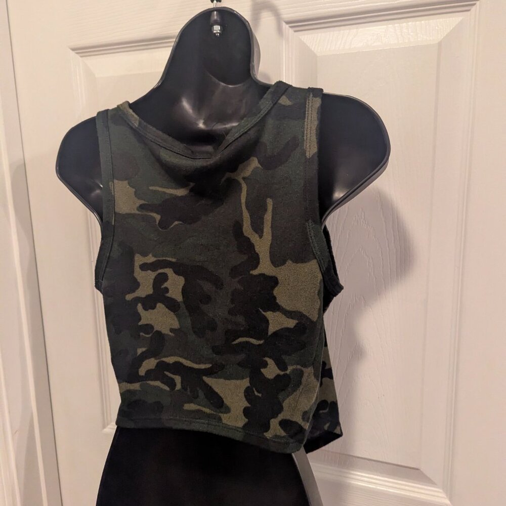 May Pink camo crop tank top - M - Picture 4 of 5